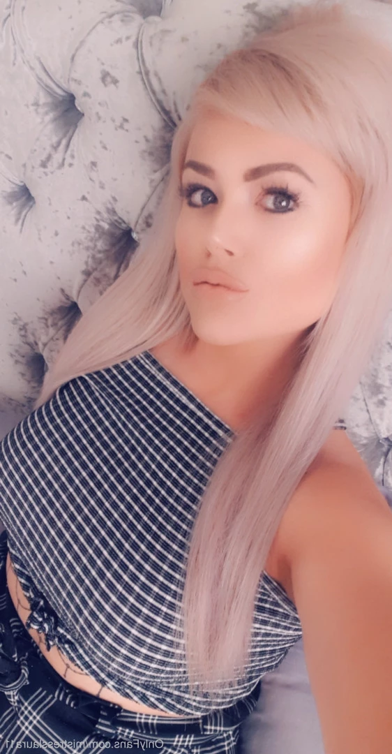 Miss Laura [ mistresslaura11 ] Onlyfans leaked photo 10002821 on Hotleaks.tv