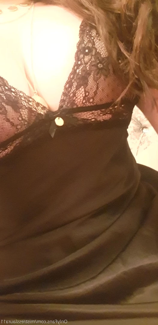 Miss Laura [ mistresslaura11 ] Onlyfans leaked photo 10003340 on Hotleaks.tv