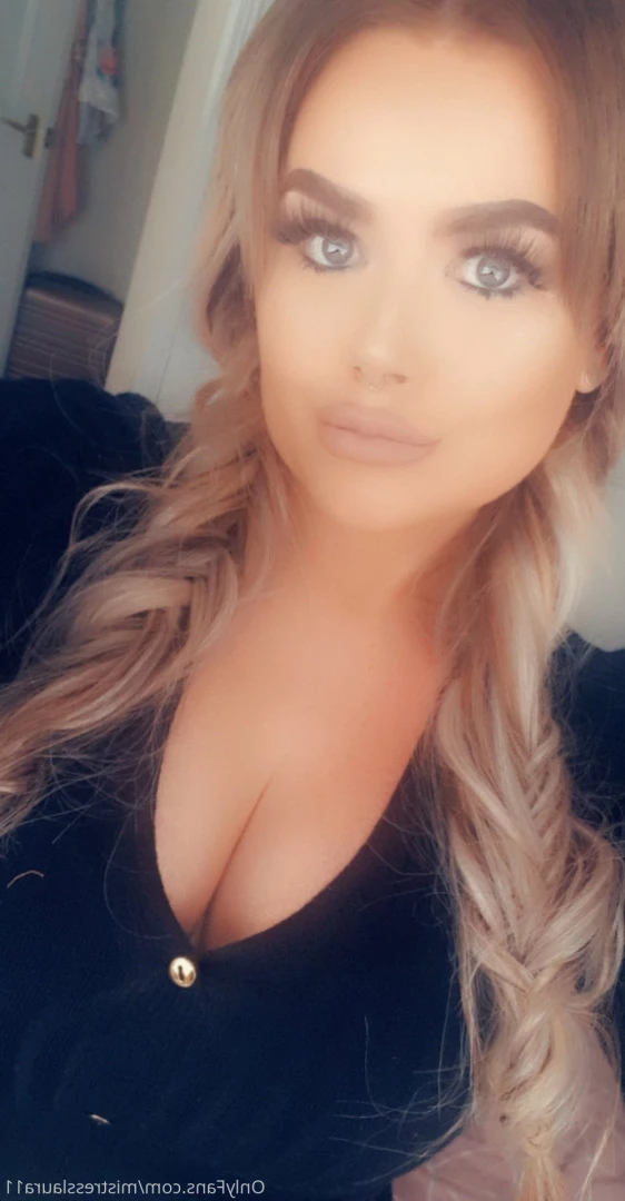 Miss Laura [ mistresslaura11 ] Onlyfans leaked photo 10003479 on Hotleaks.tv