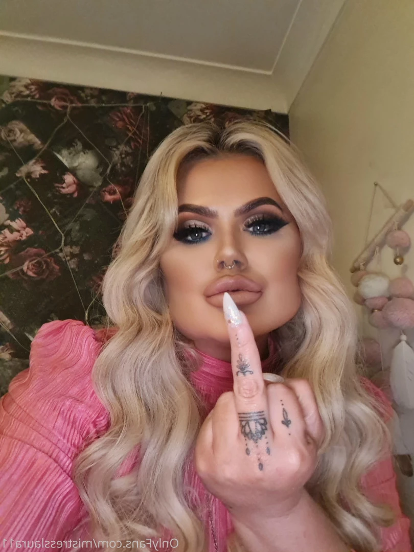Miss Laura [ mistresslaura11 ] Onlyfans leaked photo 10005475 on Hotleaks.tv