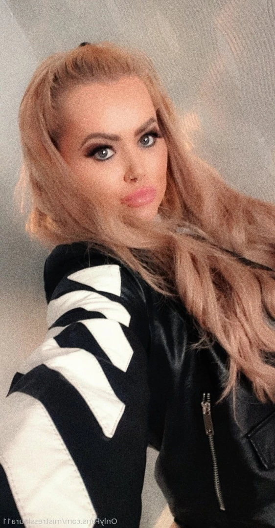 Miss Laura [ mistresslaura11 ] Onlyfans leaked photo 10006501 on Hotleaks.tv