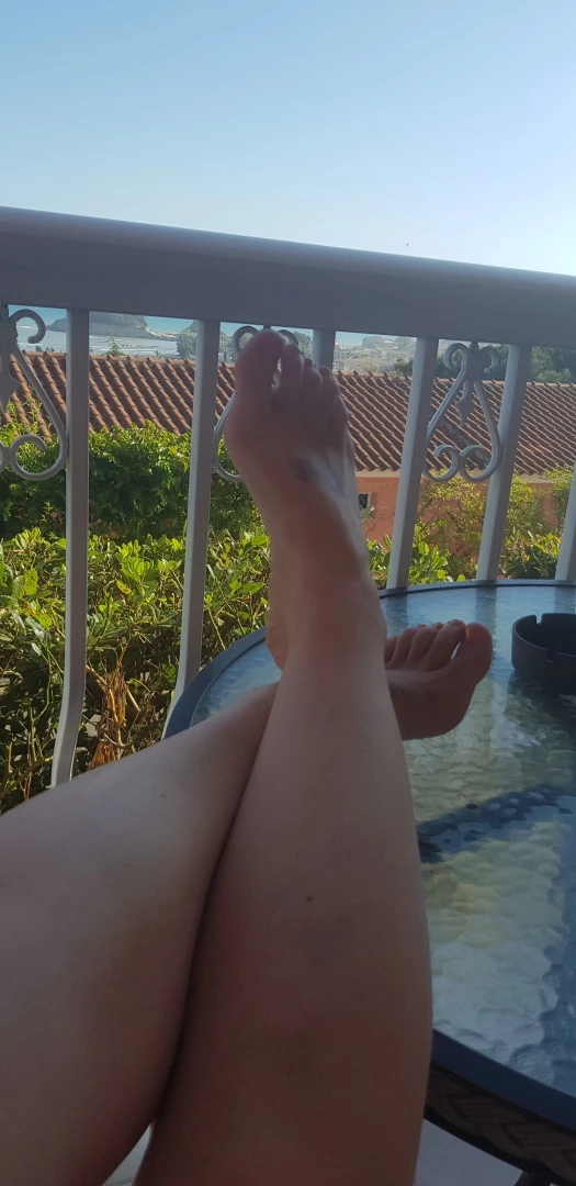 Miss Laura [ mistresslaura11 ] Onlyfans leaked photo 10008155 on Hotleaks.tv