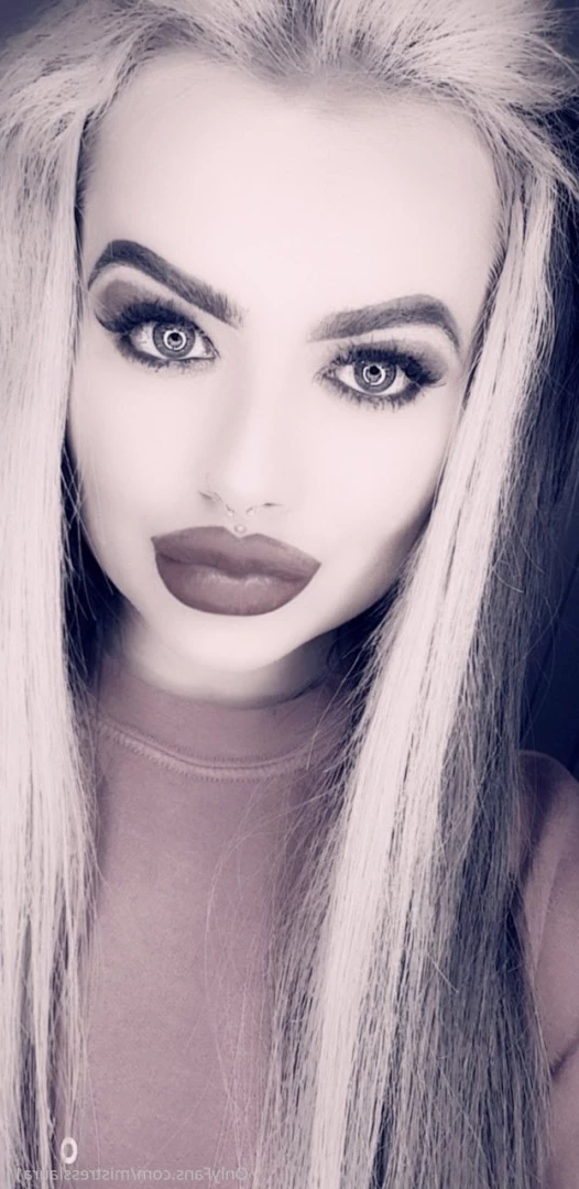 Miss Laura [ mistresslaura11 ] Onlyfans leaked photo 10008173 on Hotleaks.tv