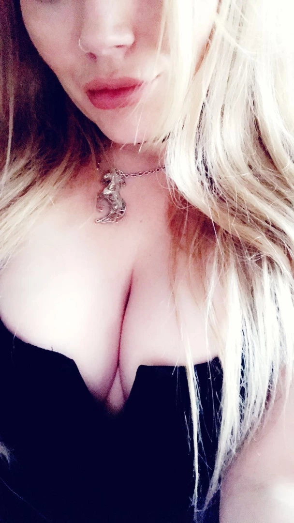 Miss Laura [ mistresslaura11 ] Onlyfans leaked photo 10010017 on Hotleaks.tv