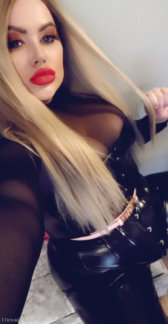 Miss Laura [ mistresslaura11 ] Onlyfans leaked photo 10022072 on Hotleaks.tv