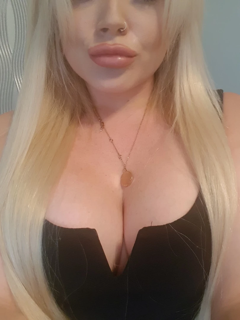 Miss Laura [ mistresslaura11 ] Onlyfans leaked photo 10022530 on Hotleaks.tv