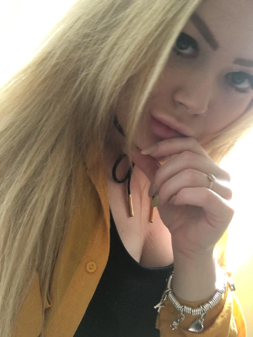 Miss Laura [ mistresslaura11 ] Onlyfans leaked photo 10023144 on Hotleaks.tv