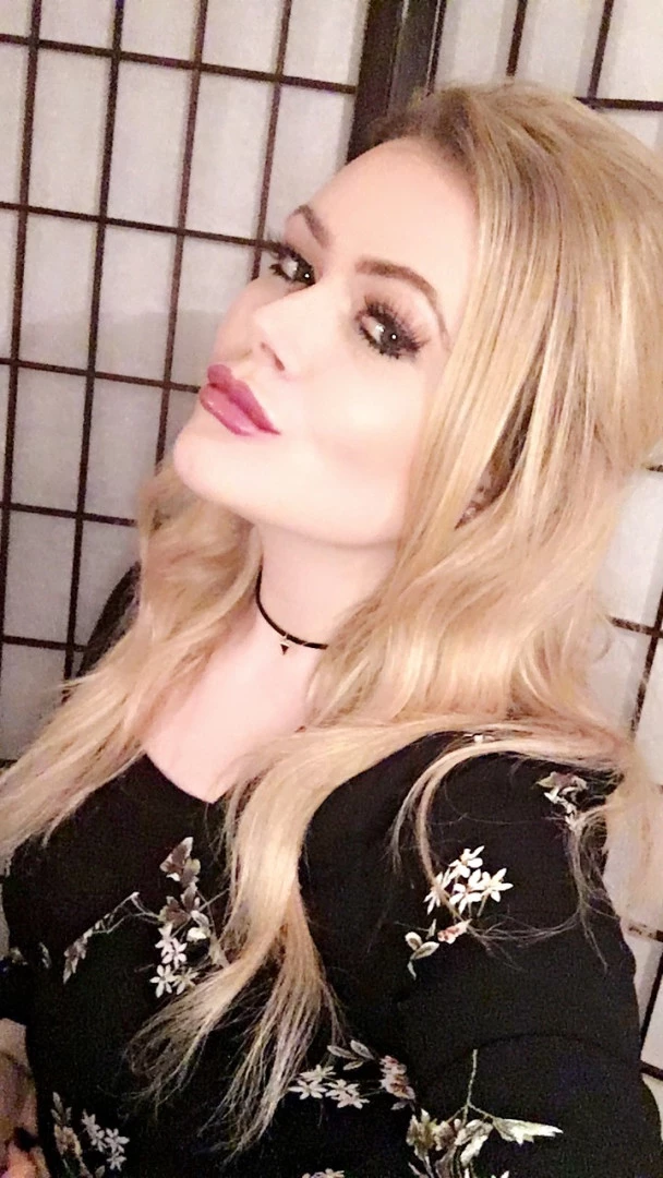 Miss Laura [ mistresslaura11 ] Onlyfans leaked photo 10023348 on Hotleaks.tv