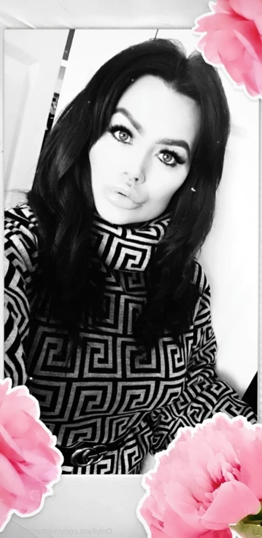Miss Laura [ mistresslaura11 ] Onlyfans leaked photo 10023648 on Hotleaks.tv