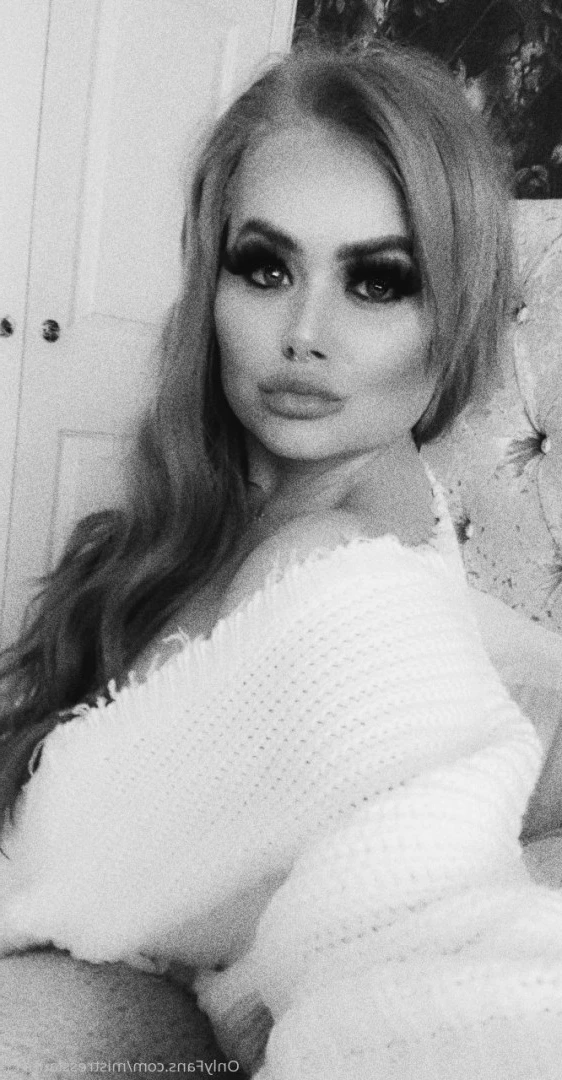Miss Laura [ mistresslaura11 ] Onlyfans leaked photo 10023798 on Hotleaks.tv