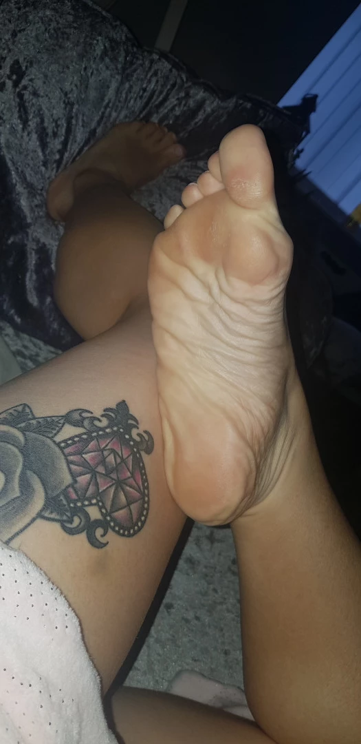 Miss Laura [ mistresslaura11 ] Onlyfans leaked photo 10024218 on Hotleaks.tv