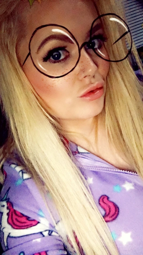 Miss Laura [ mistresslaura11 ] Onlyfans leaked photo 10024921 on Hotleaks.tv