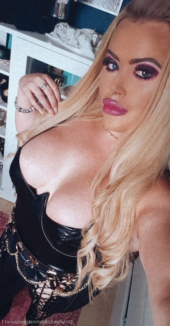 Miss Laura [ mistresslaura11 ] Onlyfans leaked photo 10025307 on Hotleaks.tv