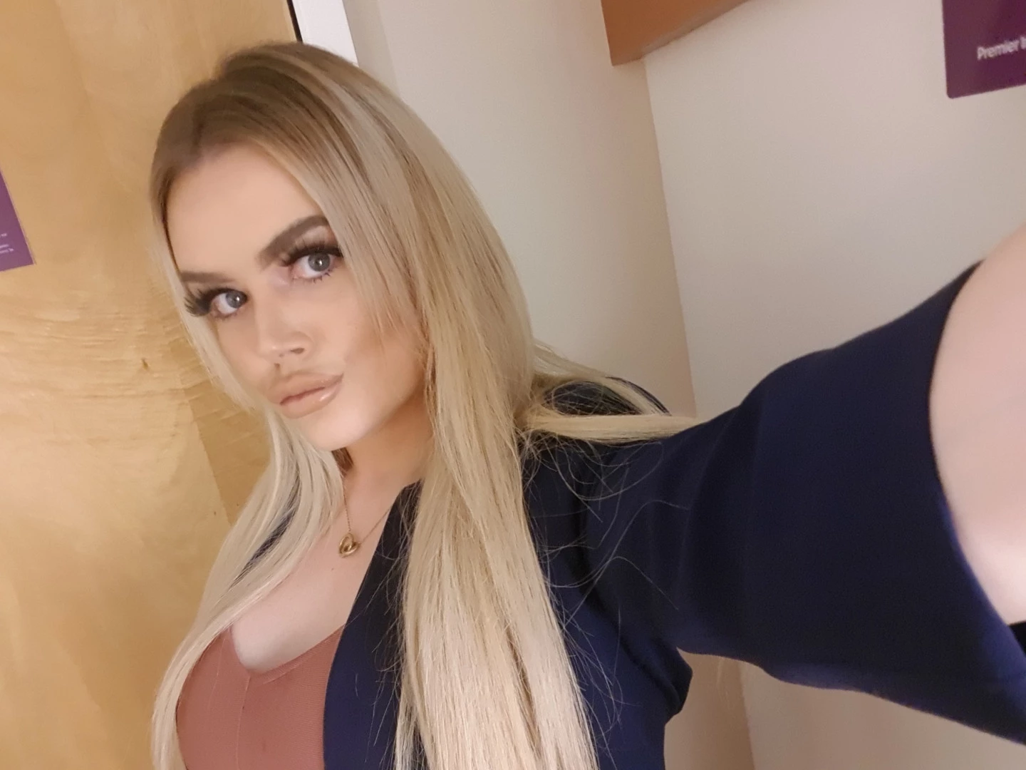Miss Laura [ mistresslaura11 ] Onlyfans leaked photo 10025775 on Hotleaks.tv