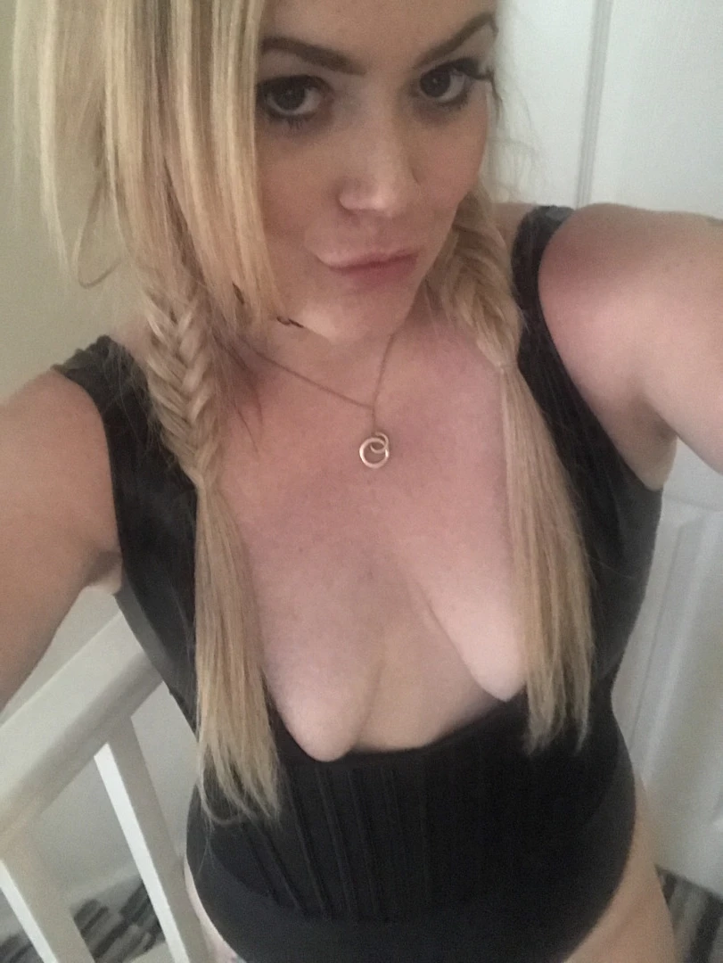 Miss Laura [ mistresslaura11 ] Onlyfans leaked photo 10027493 on Hotleaks.tv