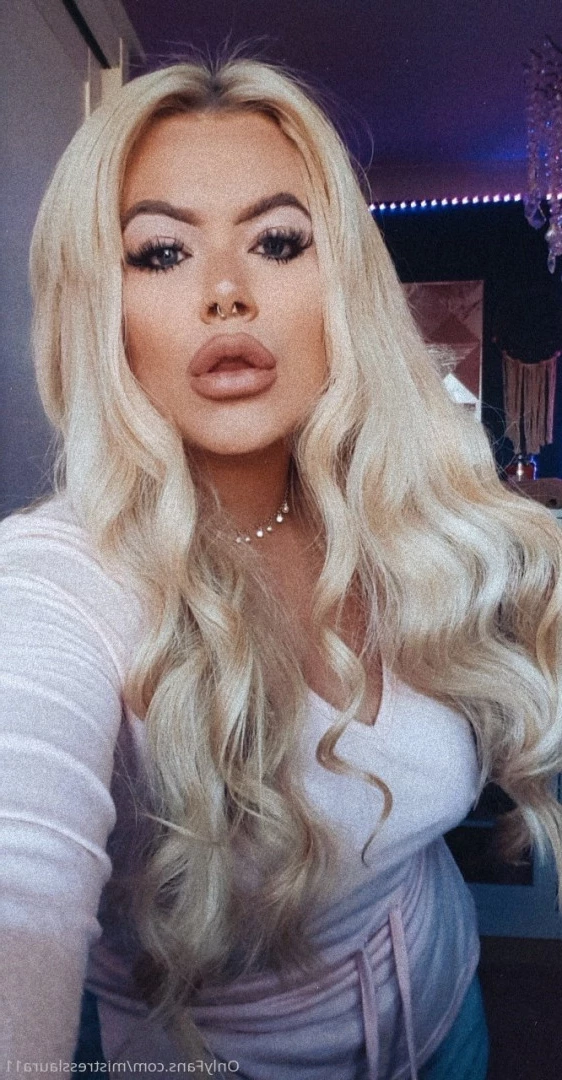 Miss Laura [ mistresslaura11 ] Onlyfans leaked photo 10029702 on Hotleaks.tv