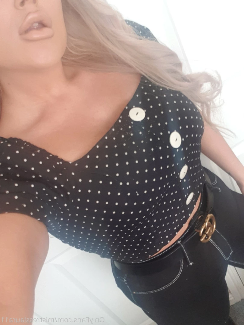 Miss Laura [ mistresslaura11 ] Onlyfans leaked photo 10030353 on Hotleaks.tv