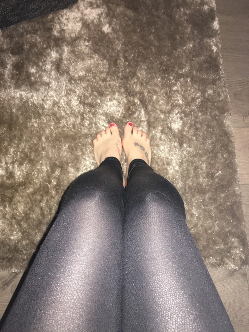 Miss Laura [ mistresslaura11 ] Onlyfans leaked photo 10031157 on Hotleaks.tv