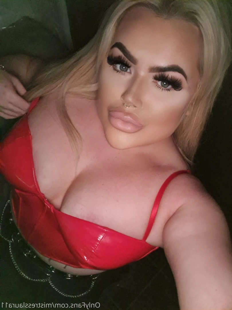 Miss Laura [ mistresslaura11 ] Onlyfans leaked photo 10031445 on Hotleaks.tv