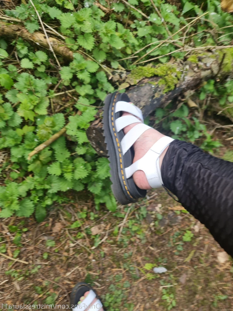 Miss Laura [ mistresslaura11 ] Onlyfans leaked photo 10031503 on Hotleaks.tv