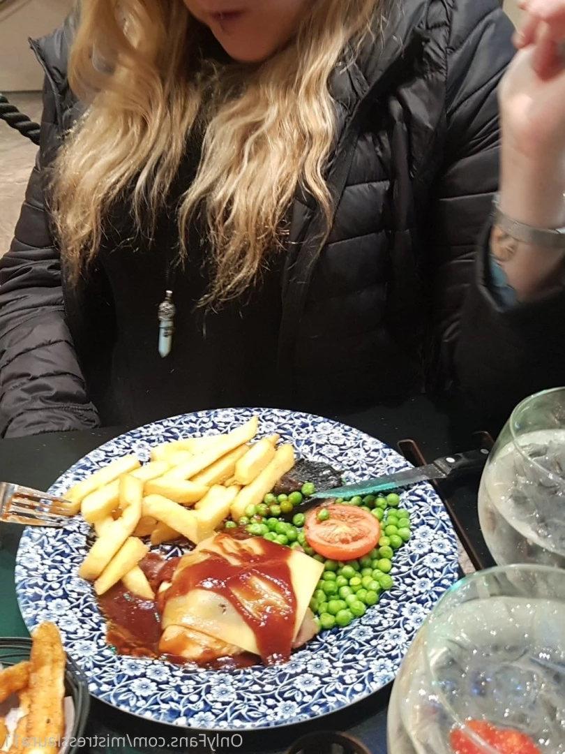 Miss Laura [ mistresslaura11 ] Onlyfans leaked photo 10035215 on Hotleaks.tv
