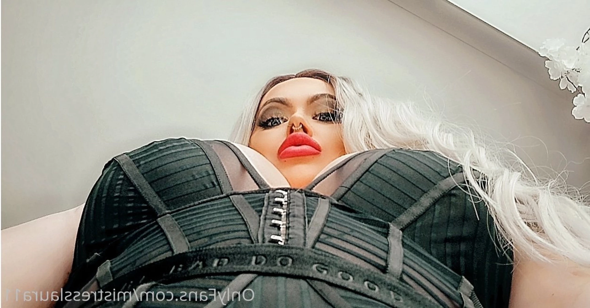 Miss Laura [ mistresslaura11 ] Onlyfans leaked photo 10035766 on Hotleaks.tv
