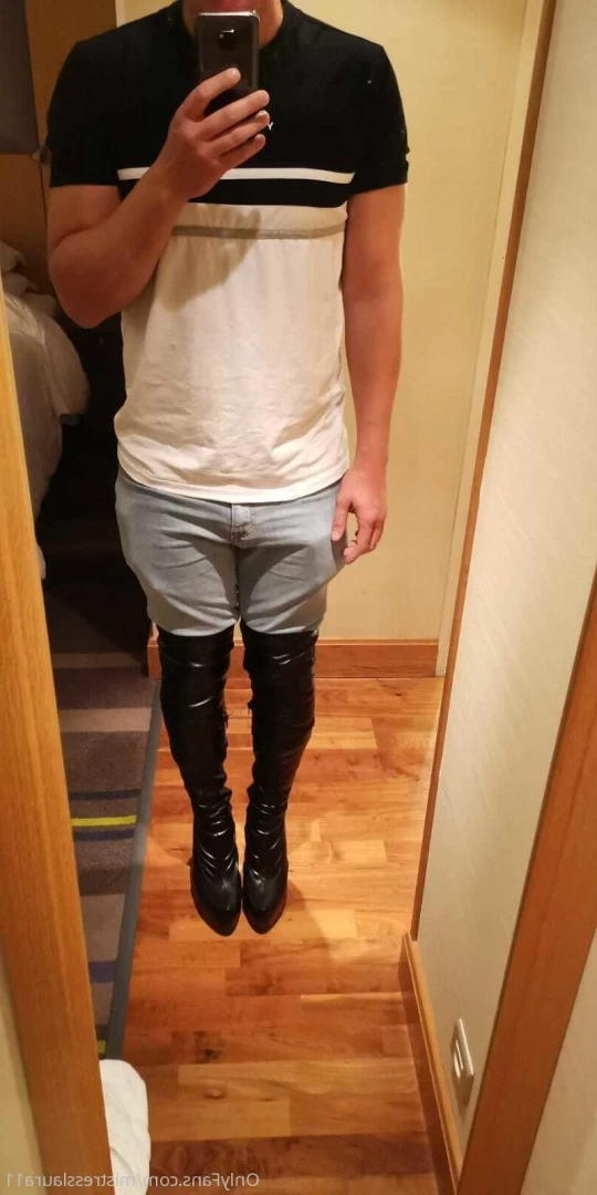 Miss Laura [ mistresslaura11 ] Onlyfans leaked photo 10036167 on Hotleaks.tv