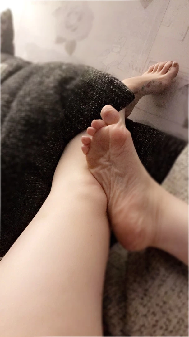 Miss Laura [ mistresslaura11 ] Onlyfans leaked photo 10036184 on Hotleaks.tv