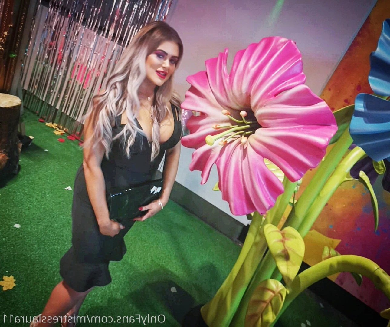 Miss Laura [ mistresslaura11 ] Onlyfans leaked photo 10037488 on Hotleaks.tv