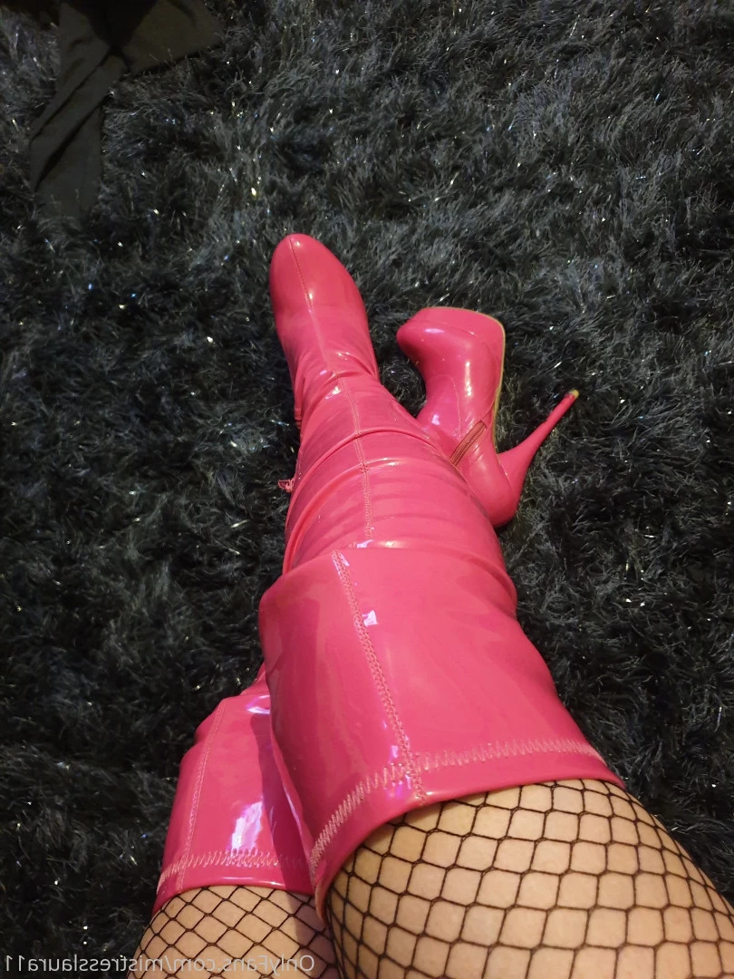 Miss Laura [ mistresslaura11 ] Onlyfans leaked photo 10037945 on Hotleaks.tv