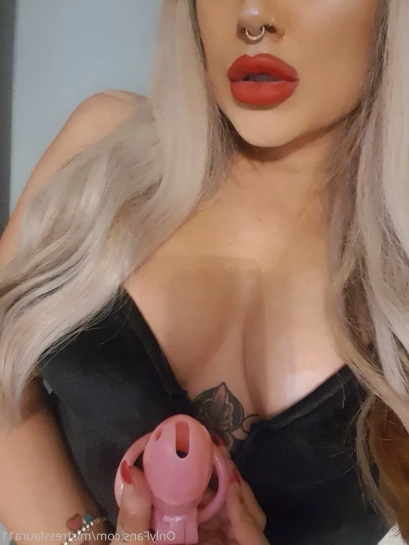 Miss Laura [ mistresslaura11 ] Onlyfans leaked photo 10037969 on Hotleaks.tv