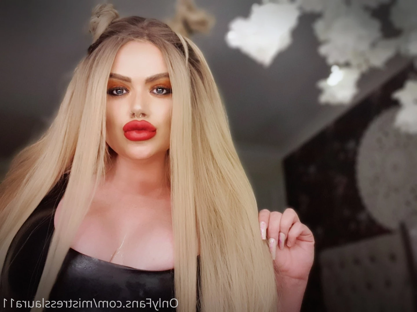 Miss Laura [ mistresslaura11 ] Onlyfans leaked photo 10039292 on Hotleaks.tv