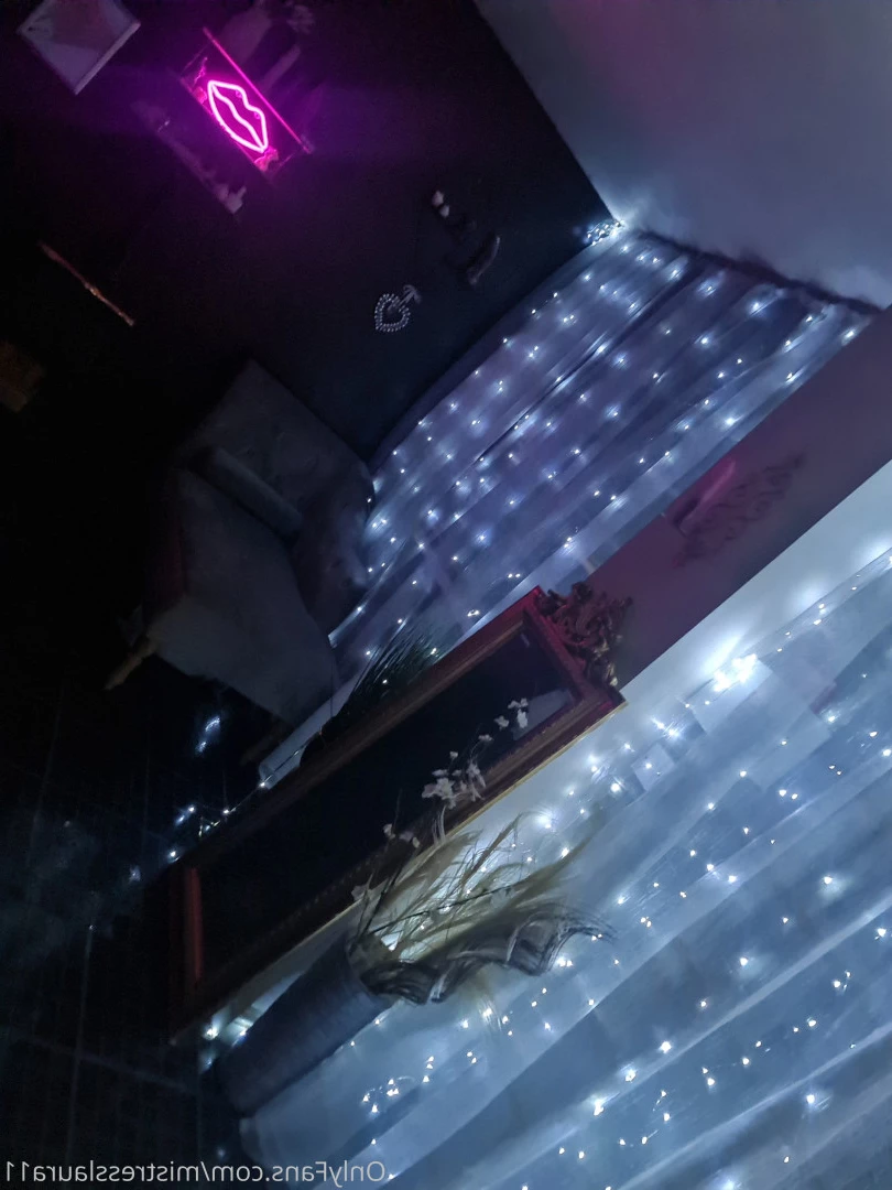 Miss Laura [ mistresslaura11 ] Onlyfans leaked photo 10039388 on Hotleaks.tv