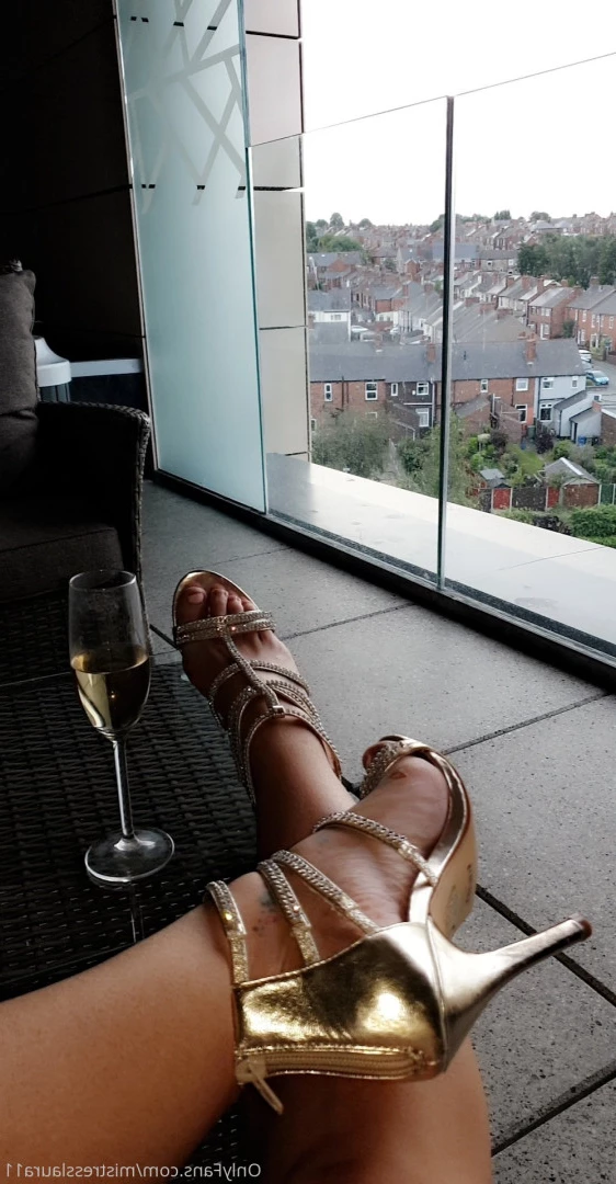 Miss Laura [ mistresslaura11 ] Onlyfans leaked photo 10041118 on Hotleaks.tv