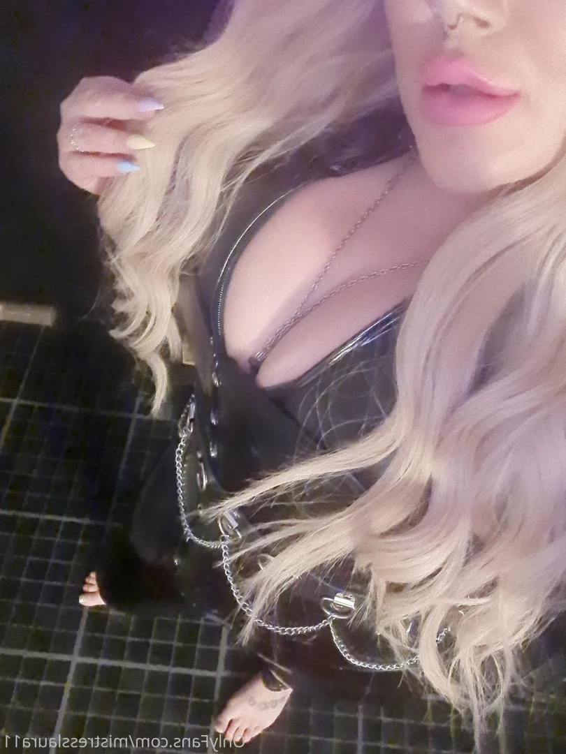 Miss Laura [ mistresslaura11 ] Onlyfans leaked photo 10041165 on Hotleaks.tv
