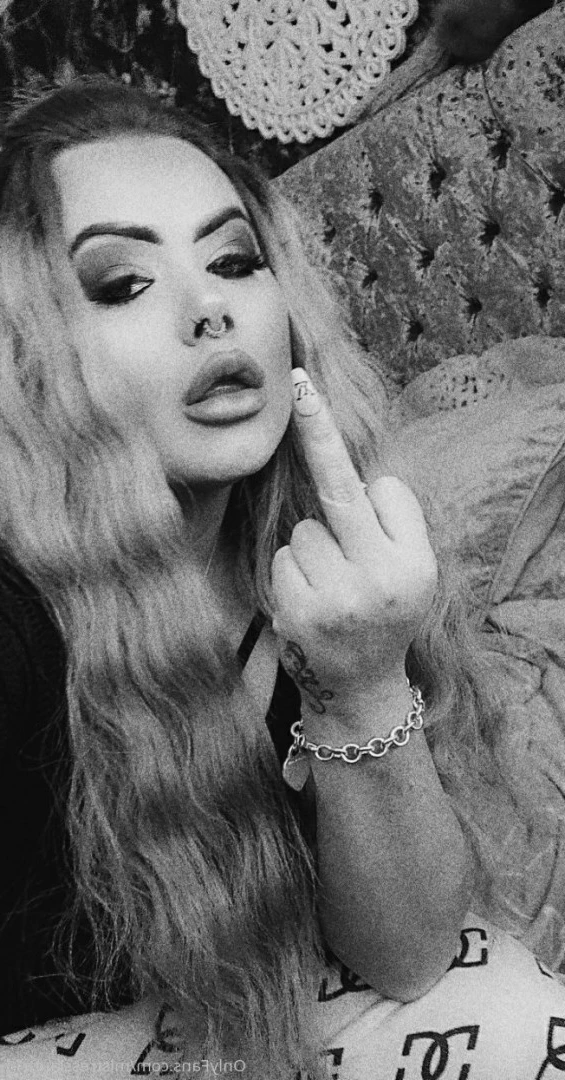 Miss Laura [ mistresslaura11 ] Onlyfans leaked photo 10041862 on Hotleaks.tv