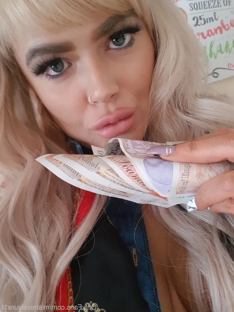 Miss Laura [ mistresslaura11 ] Onlyfans leaked photo 10043819 on Hotleaks.tv