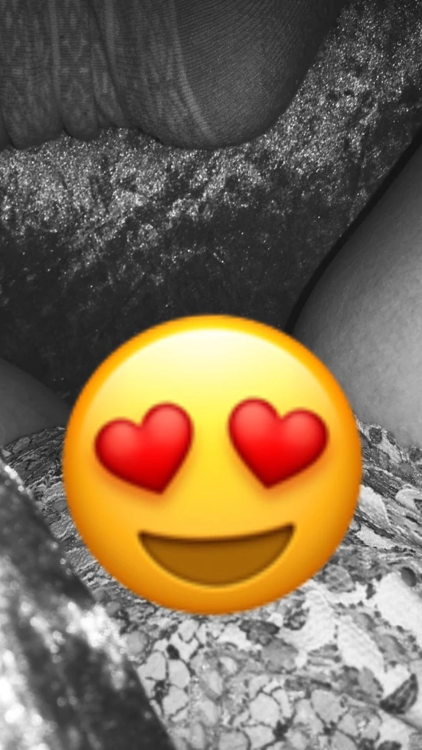 Miss Laura [ mistresslaura11 ] Onlyfans leaked photo 10043842 on Hotleaks.tv
