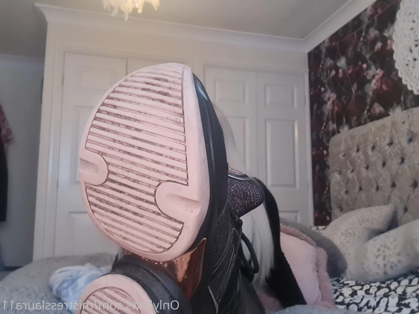 Miss Laura [ mistresslaura11 ] Onlyfans leaked photo 10045574 on Hotleaks.tv