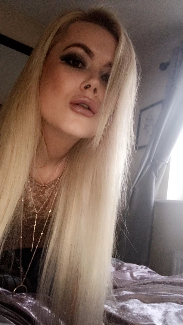 Miss Laura [ mistresslaura11 ] Onlyfans leaked photo 10045977 on Hotleaks.tv