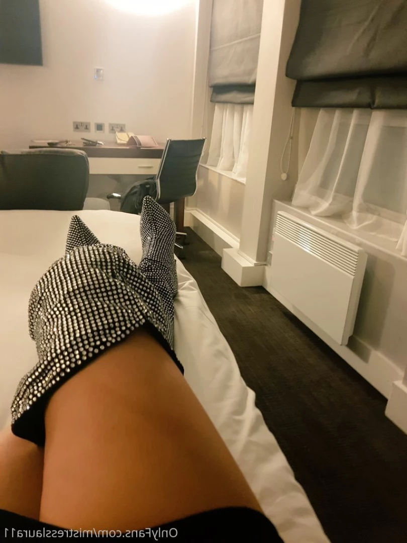 Miss Laura [ mistresslaura11 ] Onlyfans leaked photo 10046394 on Hotleaks.tv