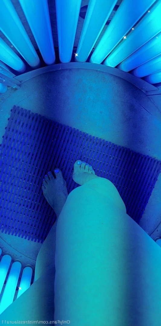 Miss Laura [ mistresslaura11 ] Onlyfans leaked photo 10046914 on Hotleaks.tv