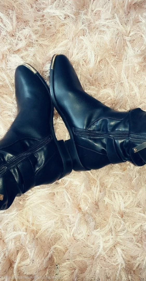 Miss Laura [ mistresslaura11 ] Onlyfans leaked photo 10047043 on Hotleaks.tv