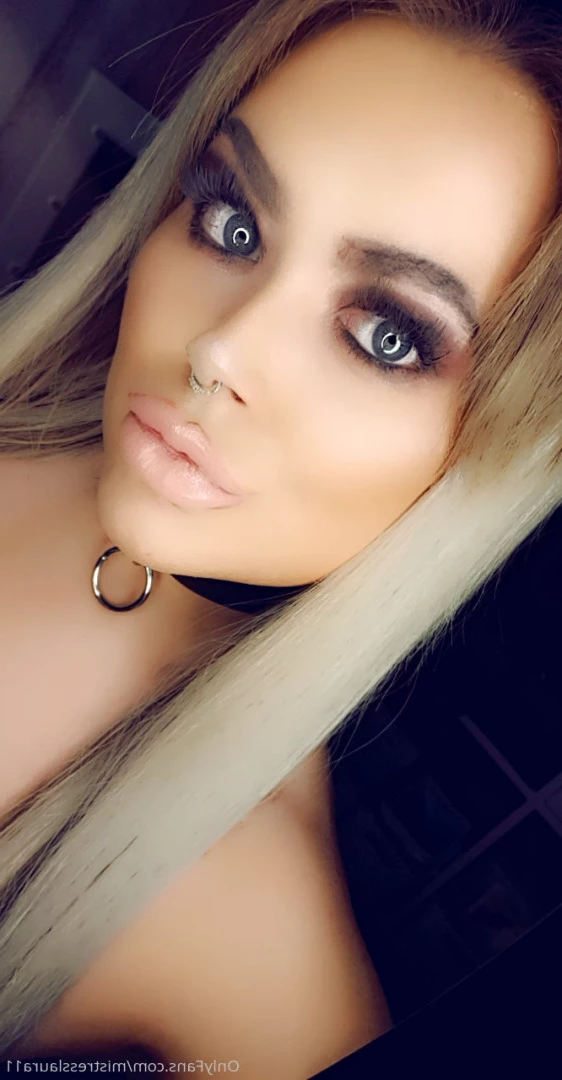 Miss Laura [ mistresslaura11 ] Onlyfans leaked photo 10048815 on Hotleaks.tv