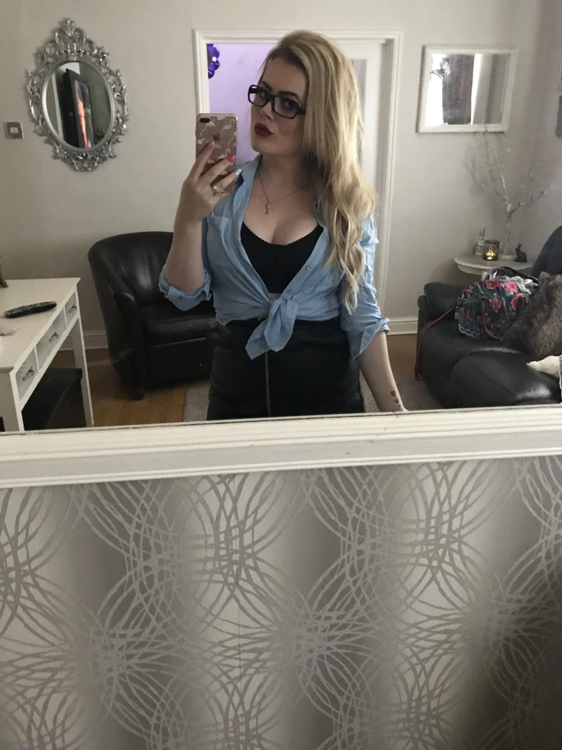 Miss Laura [ mistresslaura11 ] Onlyfans leaked photo 10048852 on Hotleaks.tv