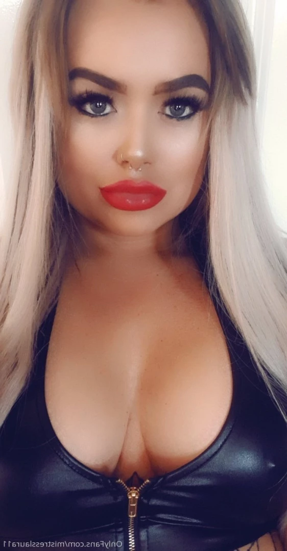 Miss Laura [ mistresslaura11 ] Onlyfans leaked photo 10049502 on Hotleaks.tv