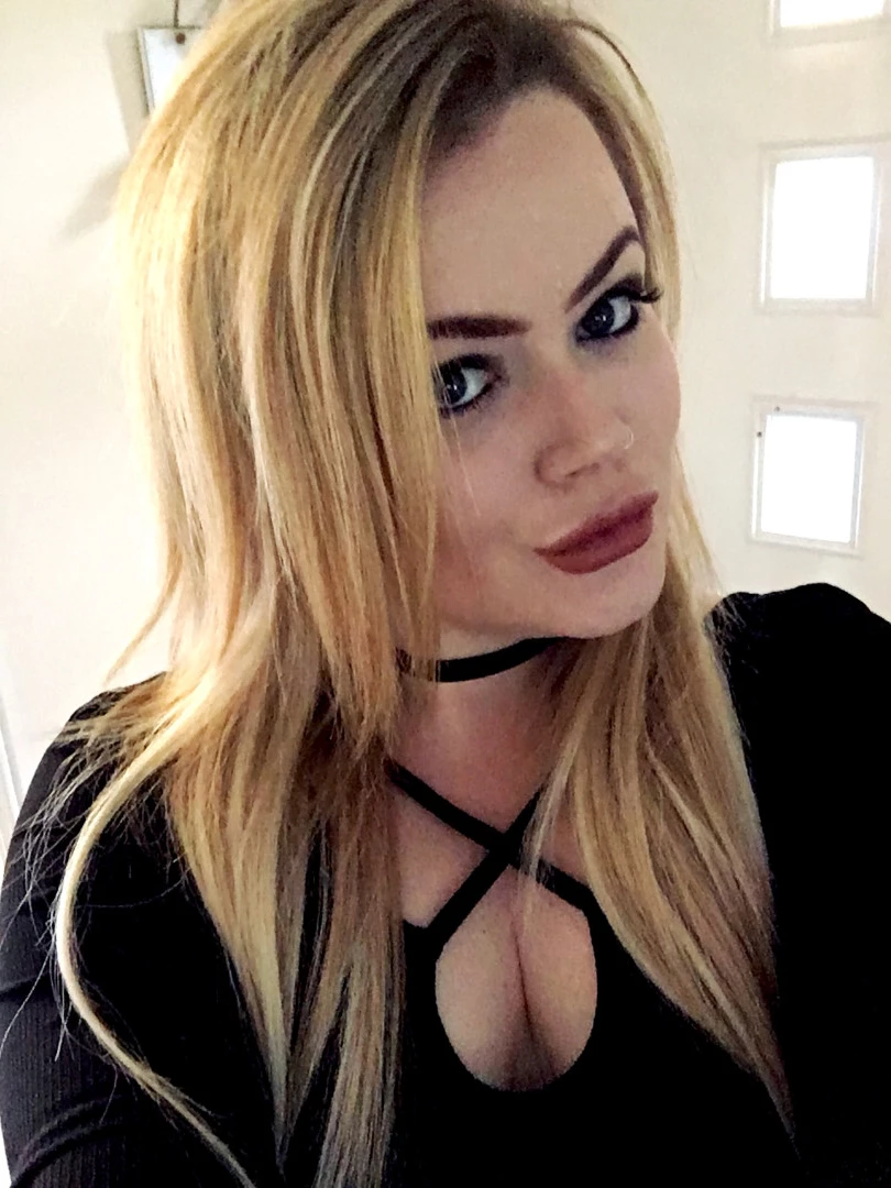 Miss Laura [ mistresslaura11 ] Onlyfans leaked photo 10049612 on Hotleaks.tv