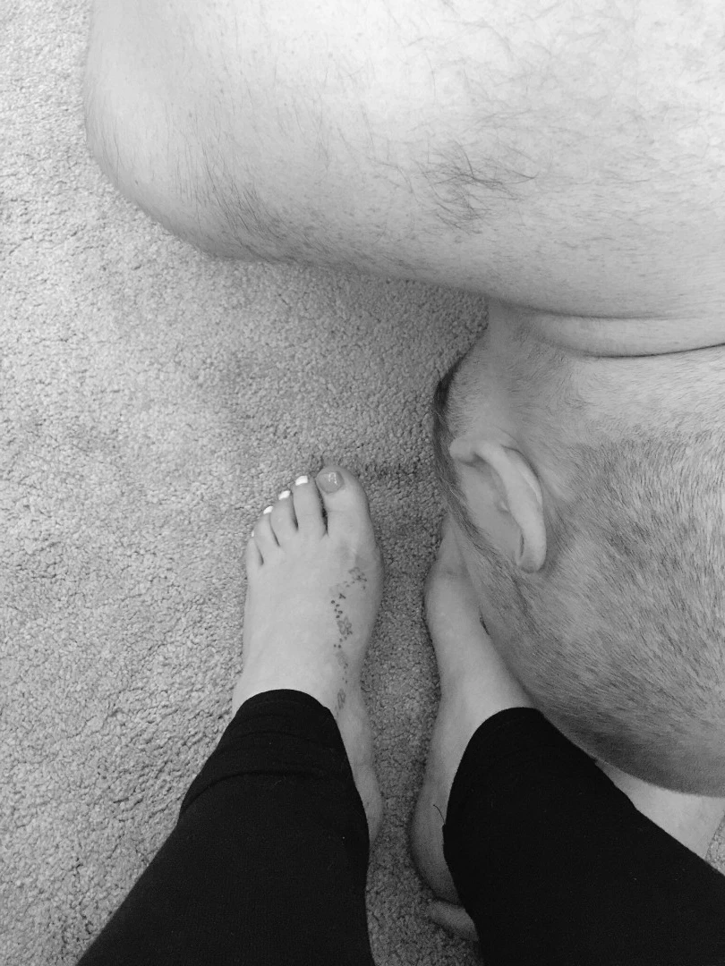 Miss Laura [ mistresslaura11 ] Onlyfans leaked photo 10049786 on Hotleaks.tv