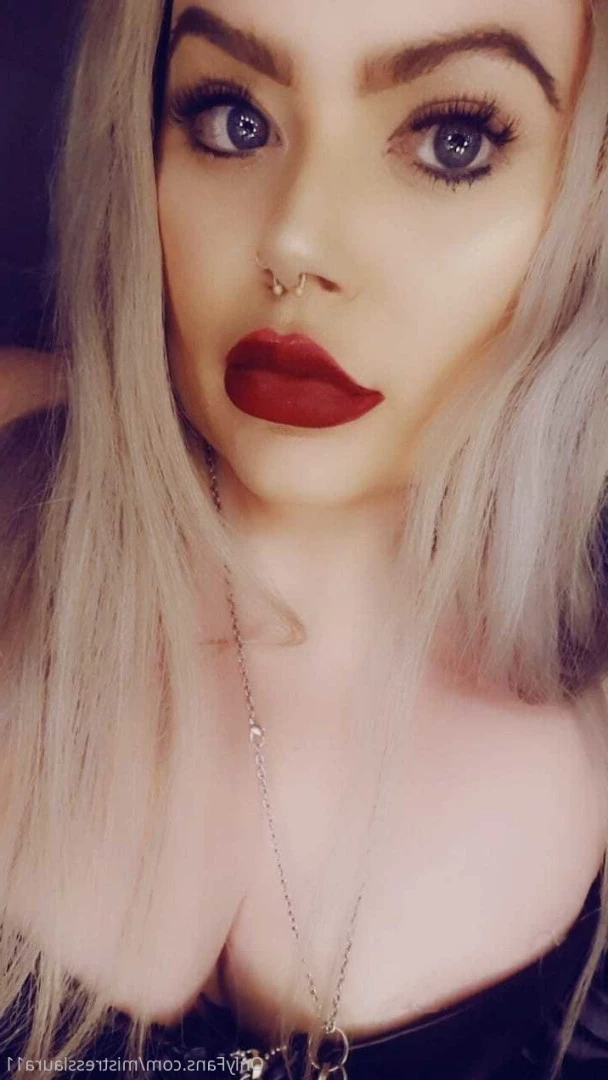 Miss Laura [ mistresslaura11 ] Onlyfans leaked photo 10051547 on Hotleaks.tv