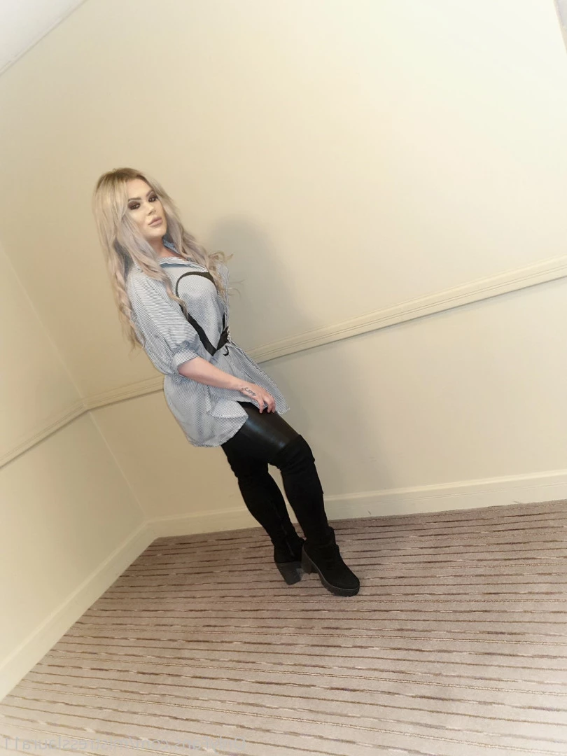 Miss Laura [ mistresslaura11 ] Onlyfans leaked photo 10053413 on Hotleaks.tv
